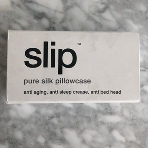 Brand new Slip sill pillowcase